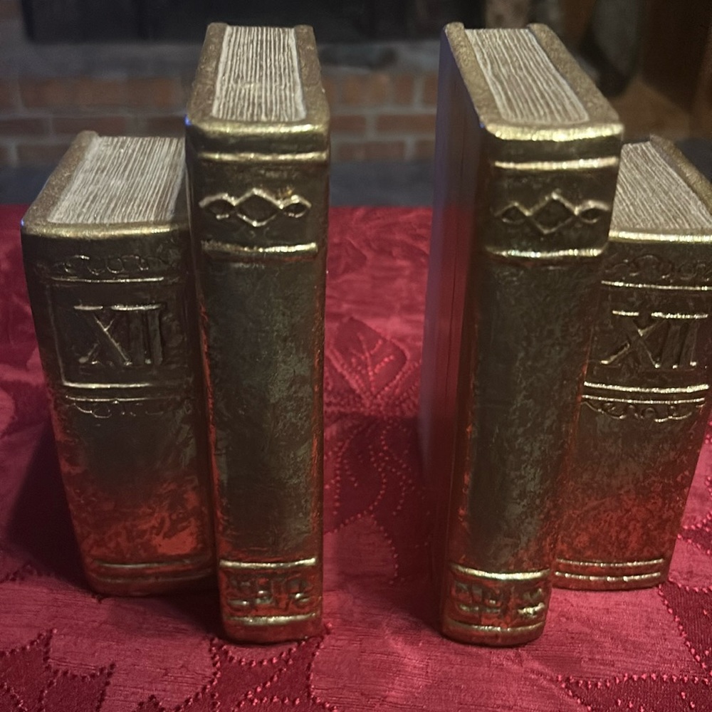Bookends